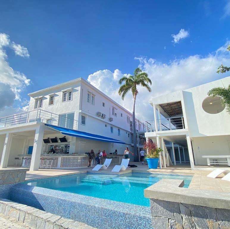 Seaview Beach Hotel St. Maarten