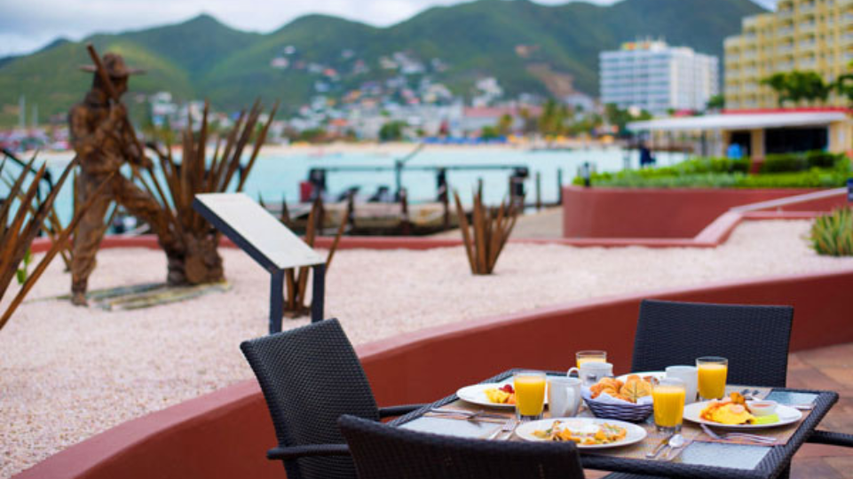 When visiting St Maarten / St Martin, visiting La Patrona restaurant will guarantee you a beautiful sunset experience