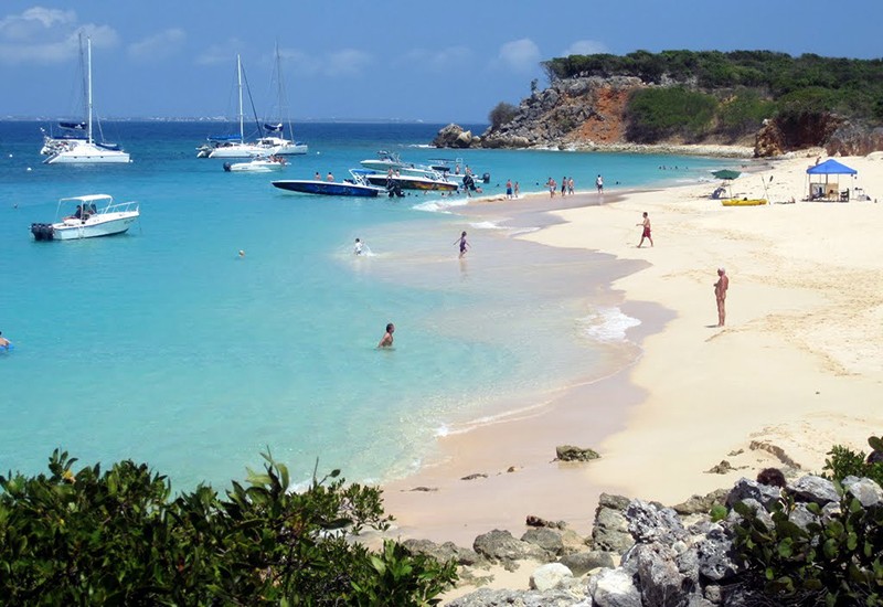 Tourists walking and relaxing on Tintamarre island, St Maarten, St Martin, best beaches on St Maarten, Caribbean