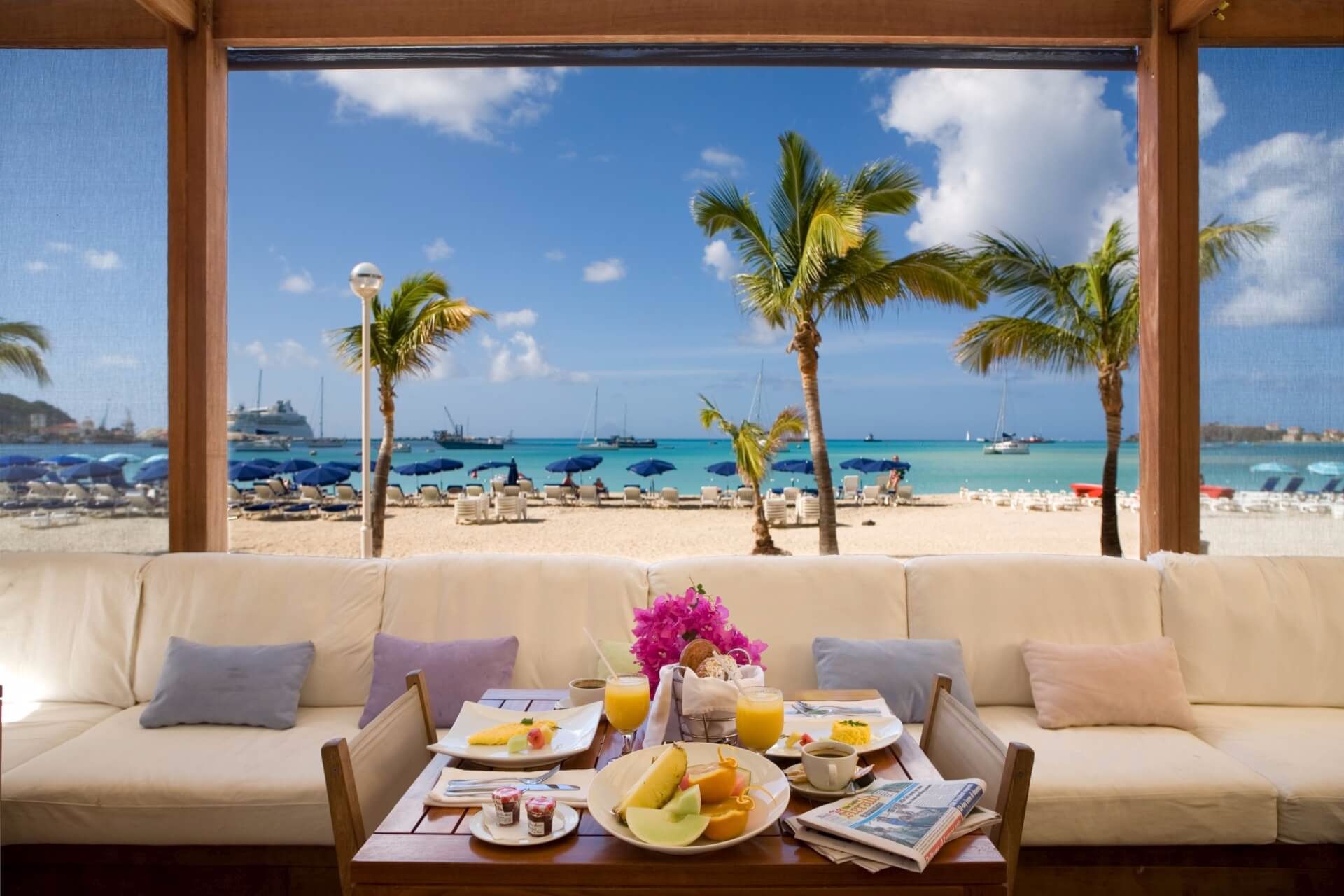 Holland House Beach Hotel wins 2022 Traveler's Choice Award St Maarten St Martin
