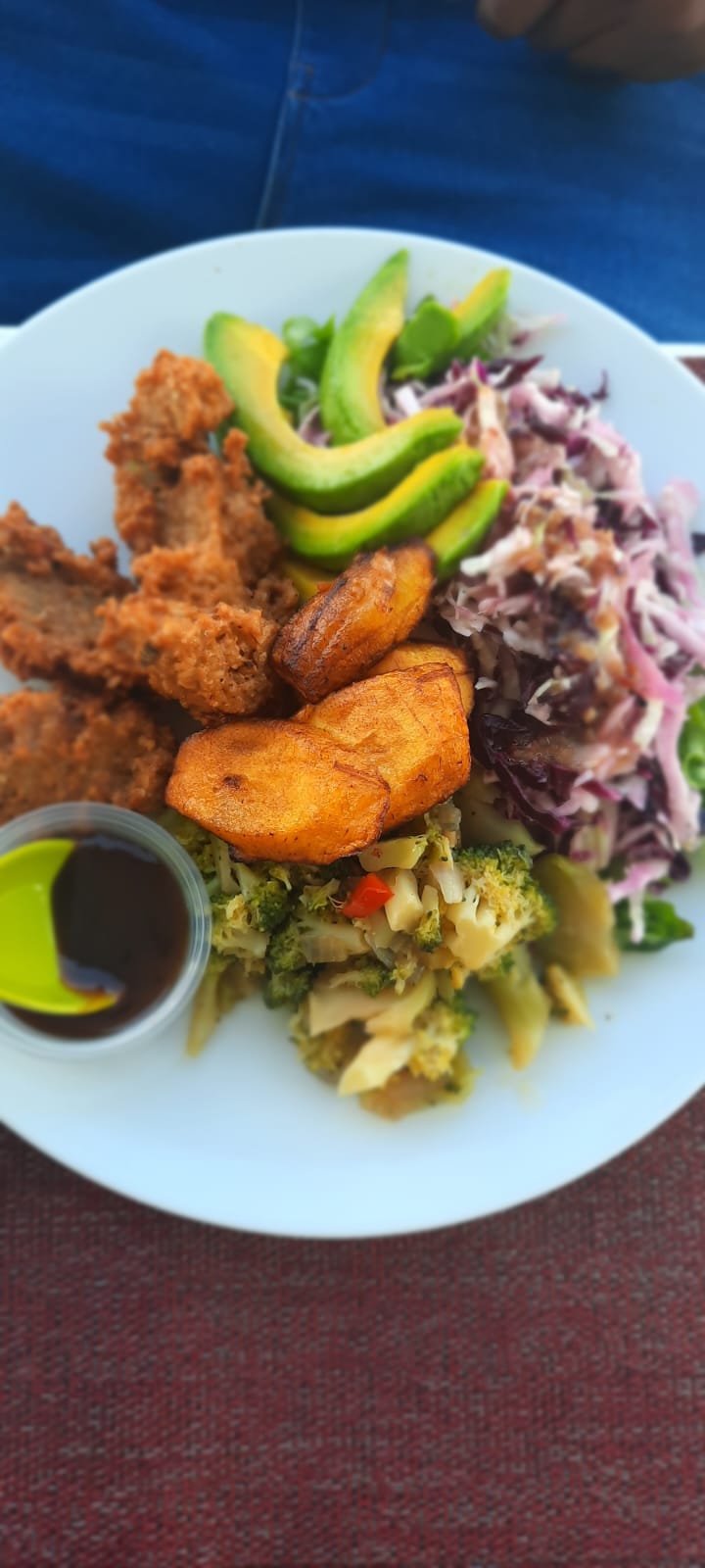 Vegan friendly meal at Irie Gardens at Walter Plantz Square Sint Maarten