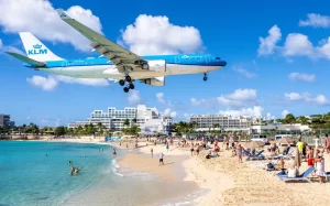 Airplane landing Princess Juliana Airport, Maho Beach