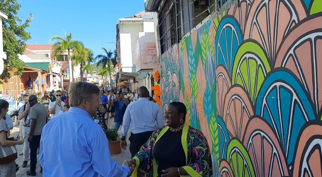 King Willem Alexander meeting Zillah Duzon on Color Me SXM Mural Walk