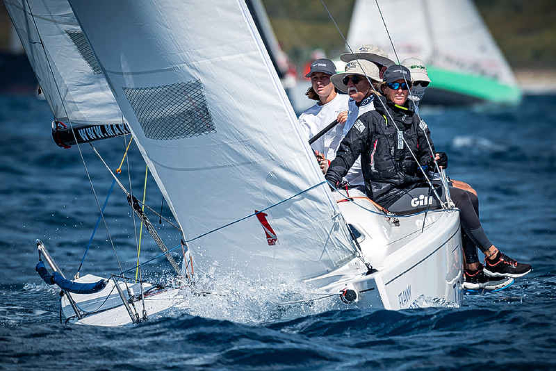 Youth in St Maarten Heineken Regatta, Sailing competition, sail school