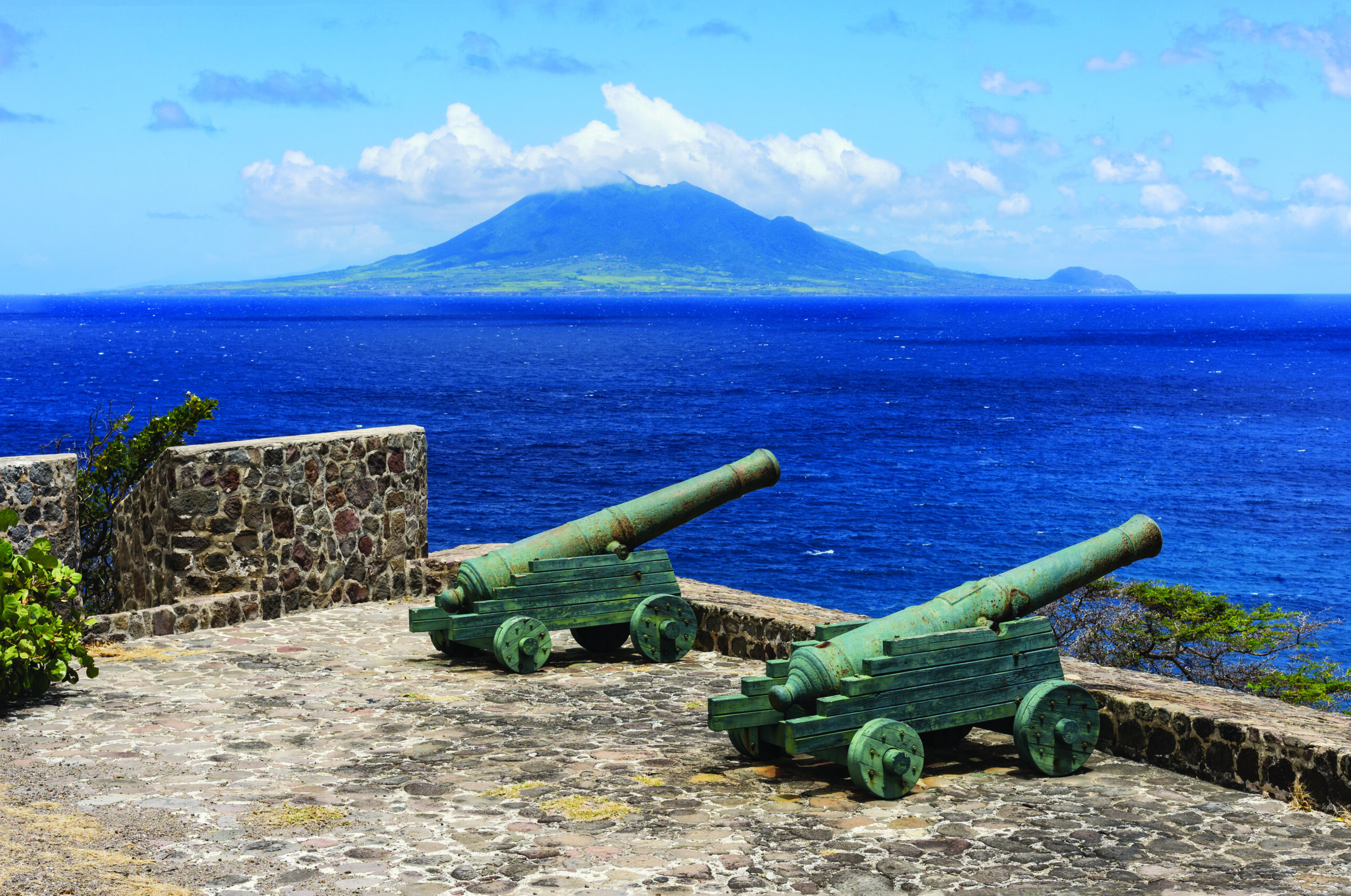 St. Eustatius, Island hopping, Neighboring islands