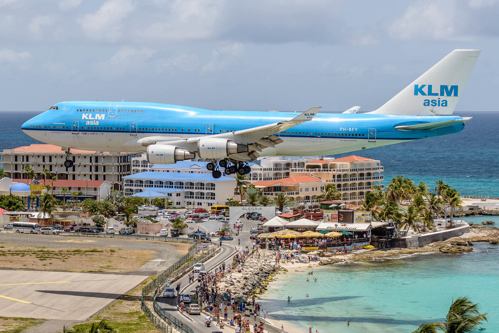 KLM Landing on Princess Juliana Airport