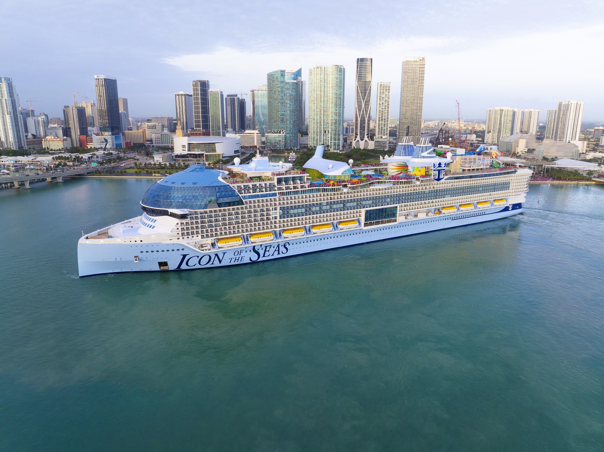 Icon of the seas will be making its inaugural St. Maarten
