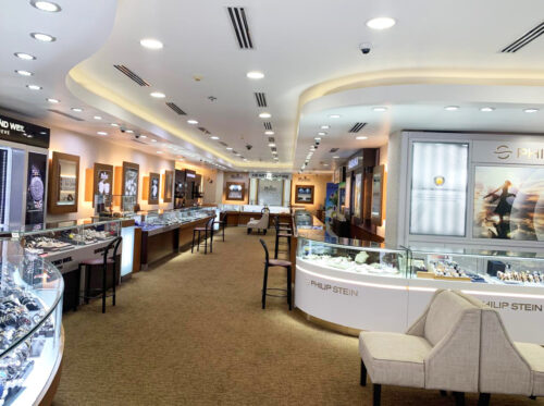 Inside of Majesty Jewelers in Philipsburg Front Street