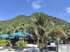 Grumpy's Bar at Dock Sint Maarten