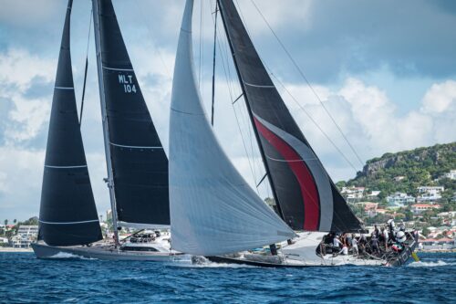 boats in the water for the competition of the heineken regatta