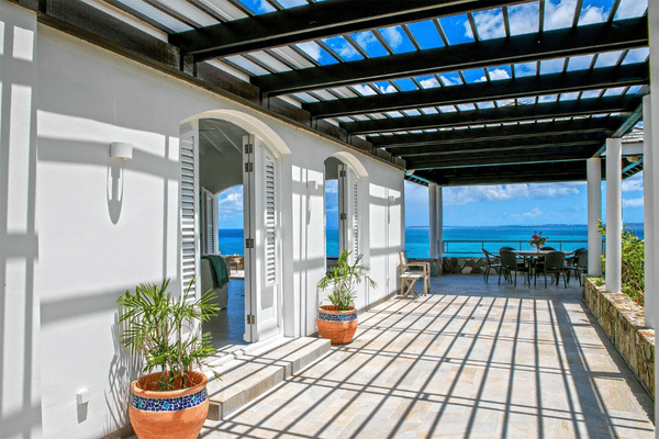 Balcony view of Villa Libellule over sea
