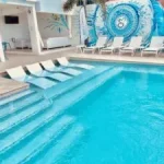 The swimmingpool off the hotel Seaview on the boardwalk