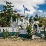 Amuseum Naturalis in Orient Bay surrounded with nature 