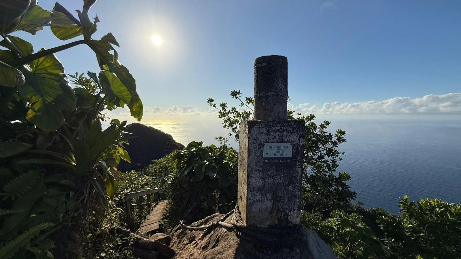 Mount Scenery viewpoint Saba