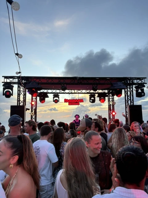 Panorama session with of crowd and DJ